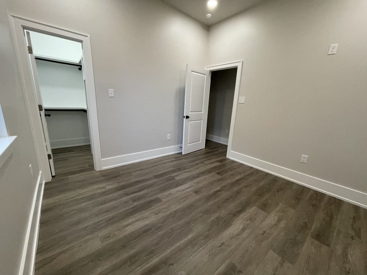 1335 Angela Ave #1335 - Photo 5 of 11