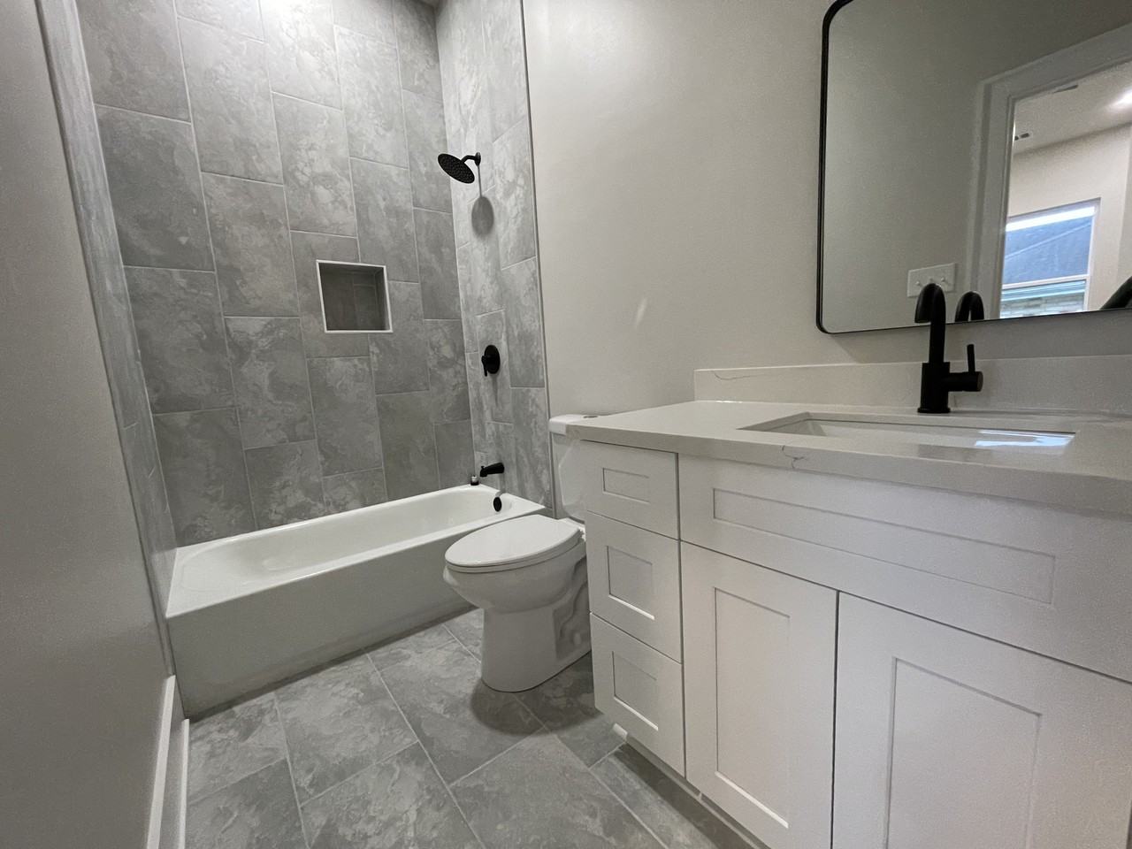 1335 Angela Ave #1335 - Photo 6 of 11