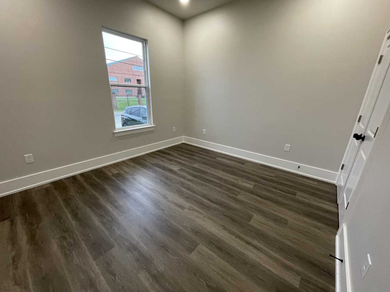 1333 Angela Ave #1333 - Photo 7 of 13