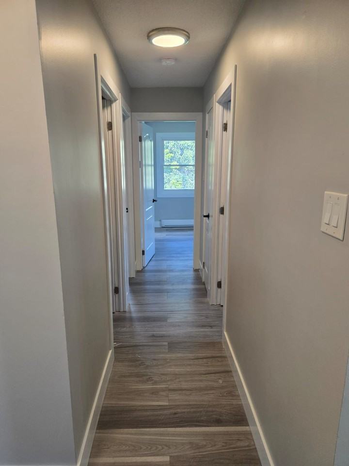 1817 Stewartcroft Crescent #102 - Photo 4 of 6