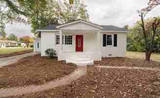 featured image of 1001 S Layton Ave