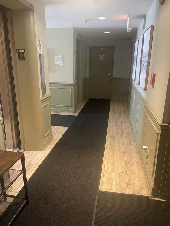Live the Lakefront Dream at North Shore Apartments - Photo 3 of 24