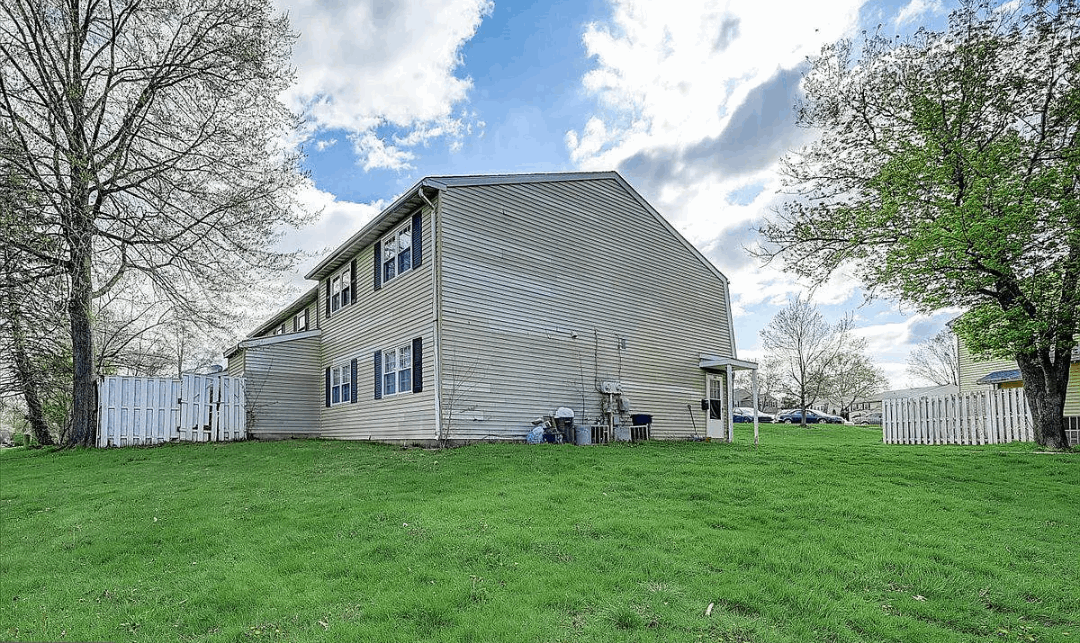 144 Reliance Pl #NA - Photo 4 of 20