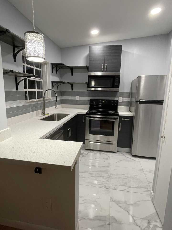 1126 Nw 1st Ave #NA - Photo 2 of 9