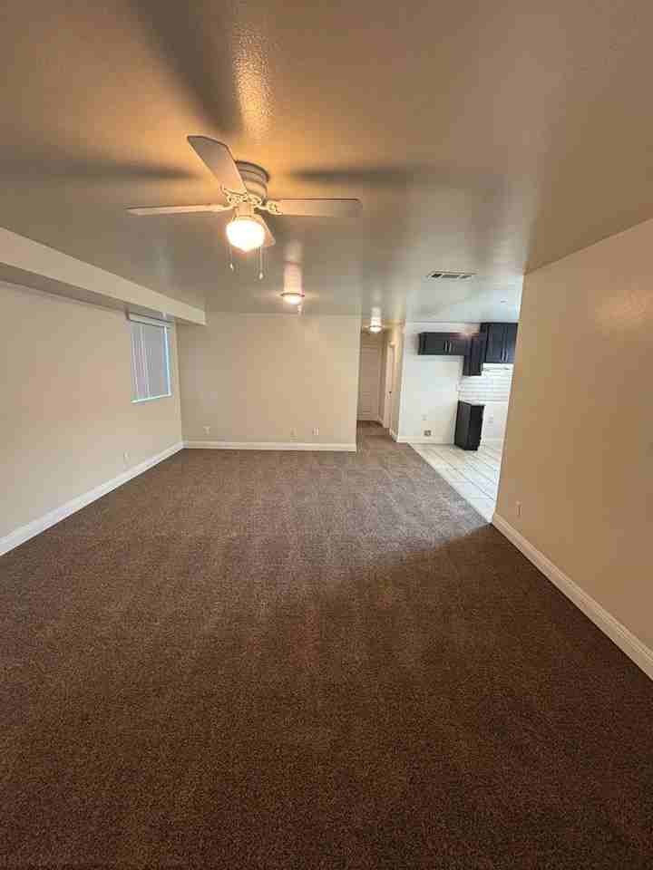 638 West Colden Avenue - Photo 2 of 21