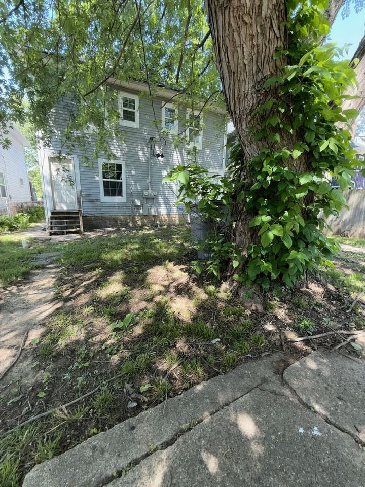625 N Tacoma Ave - Photo 5 of 11