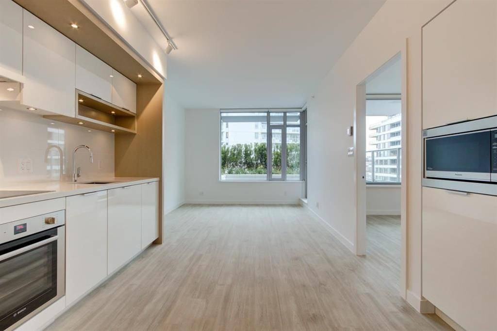 1661 Quebec Street - Photo 2 of 19