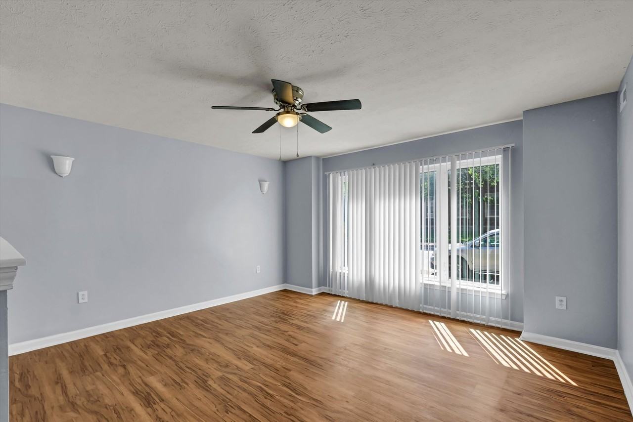 2132 Rowan St #105 - Photo 7 of 20
