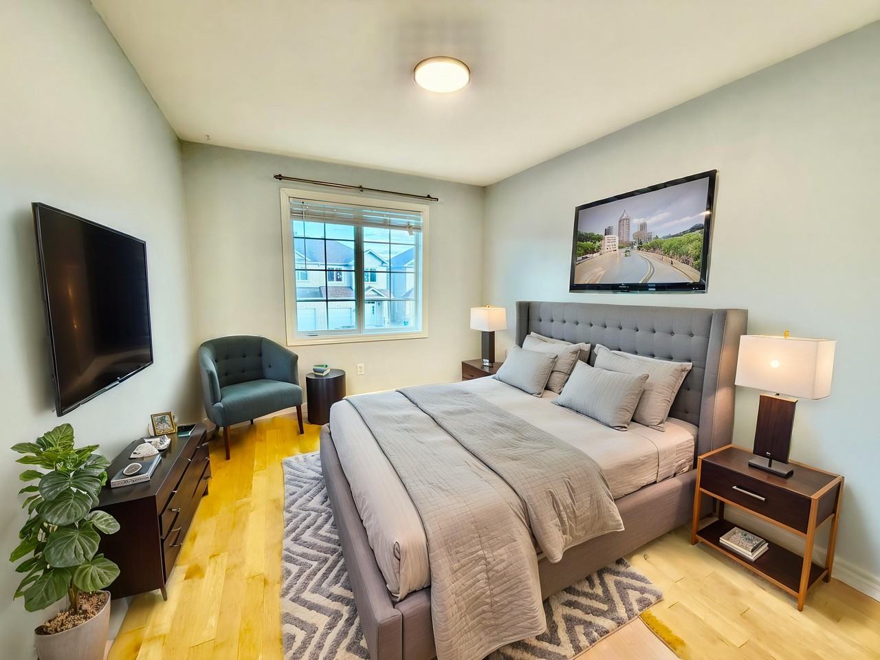 313 Glenbrae Avenue - Photo 5 of 32