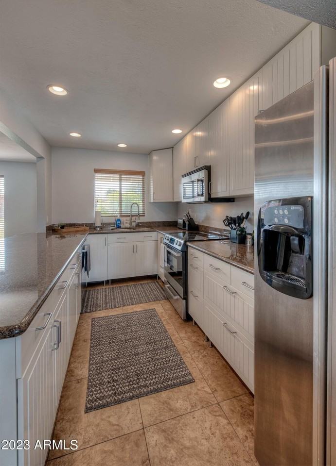 6908 E Edgemont Ave - Photo 4 of 29