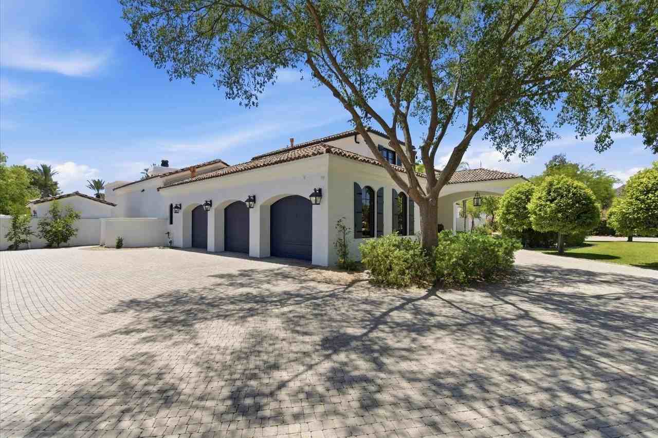 6997 E Paradise Ranch Rd - Photo 3 of 17