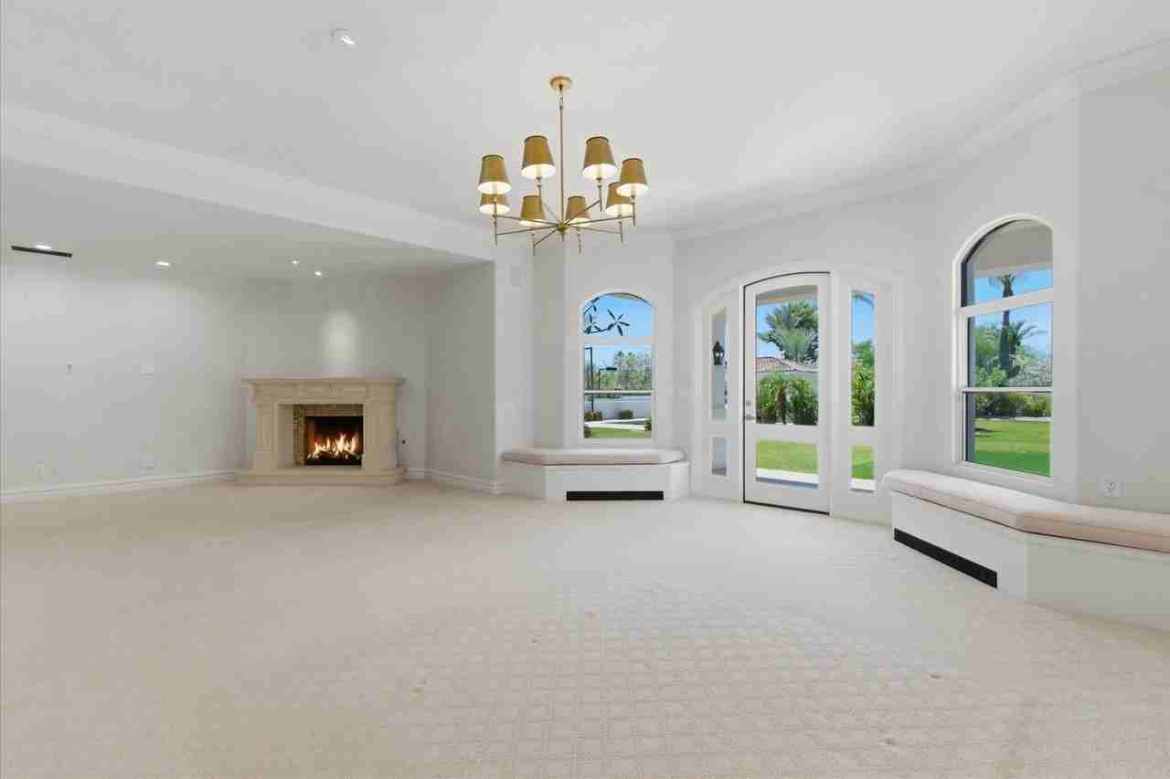 6997 E Paradise Ranch Rd - Photo 7 of 17