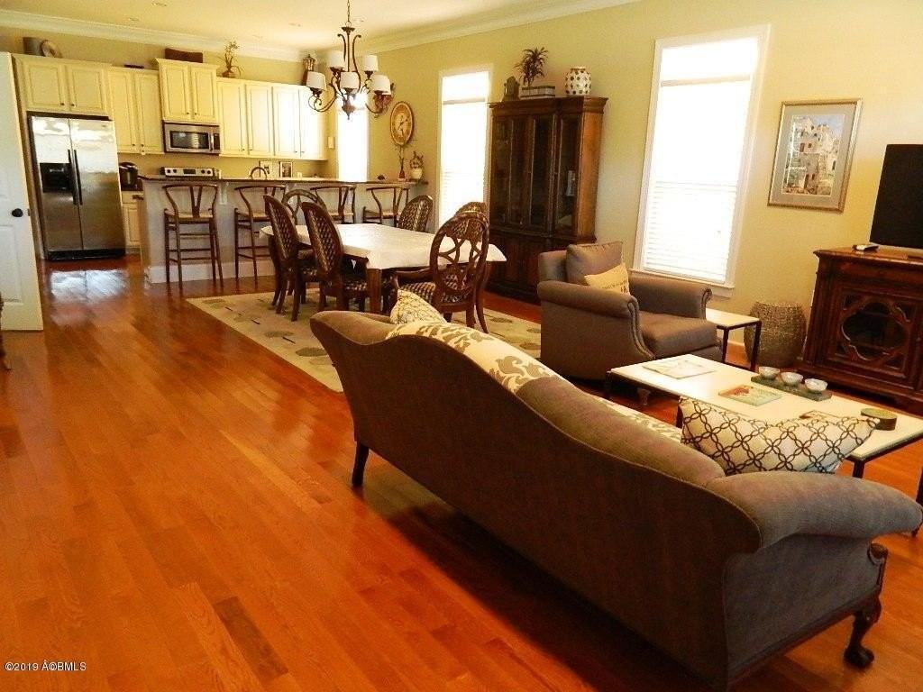 905 12th St - Photo 5 of 31
