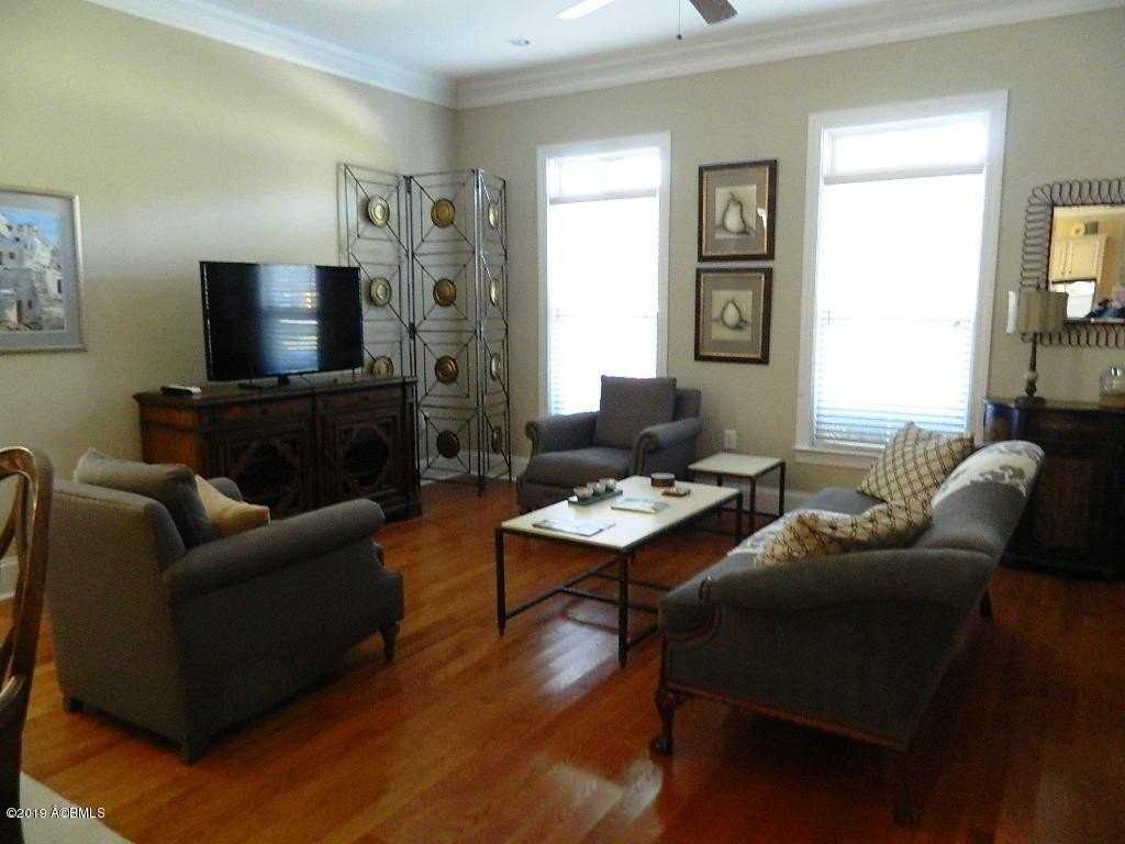 905 12th St - Photo 7 of 31