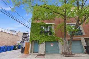 745 N Wood St #TH - Photo 1 of 1