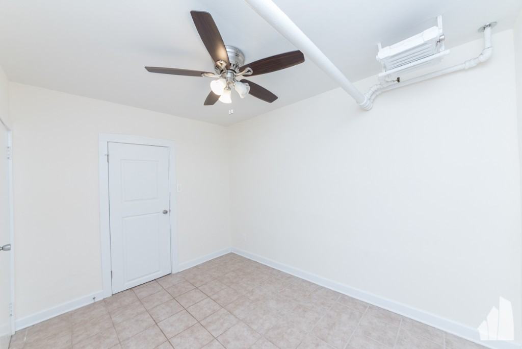 4951 N Oakley Ave #4951G - Photo 5 of 14