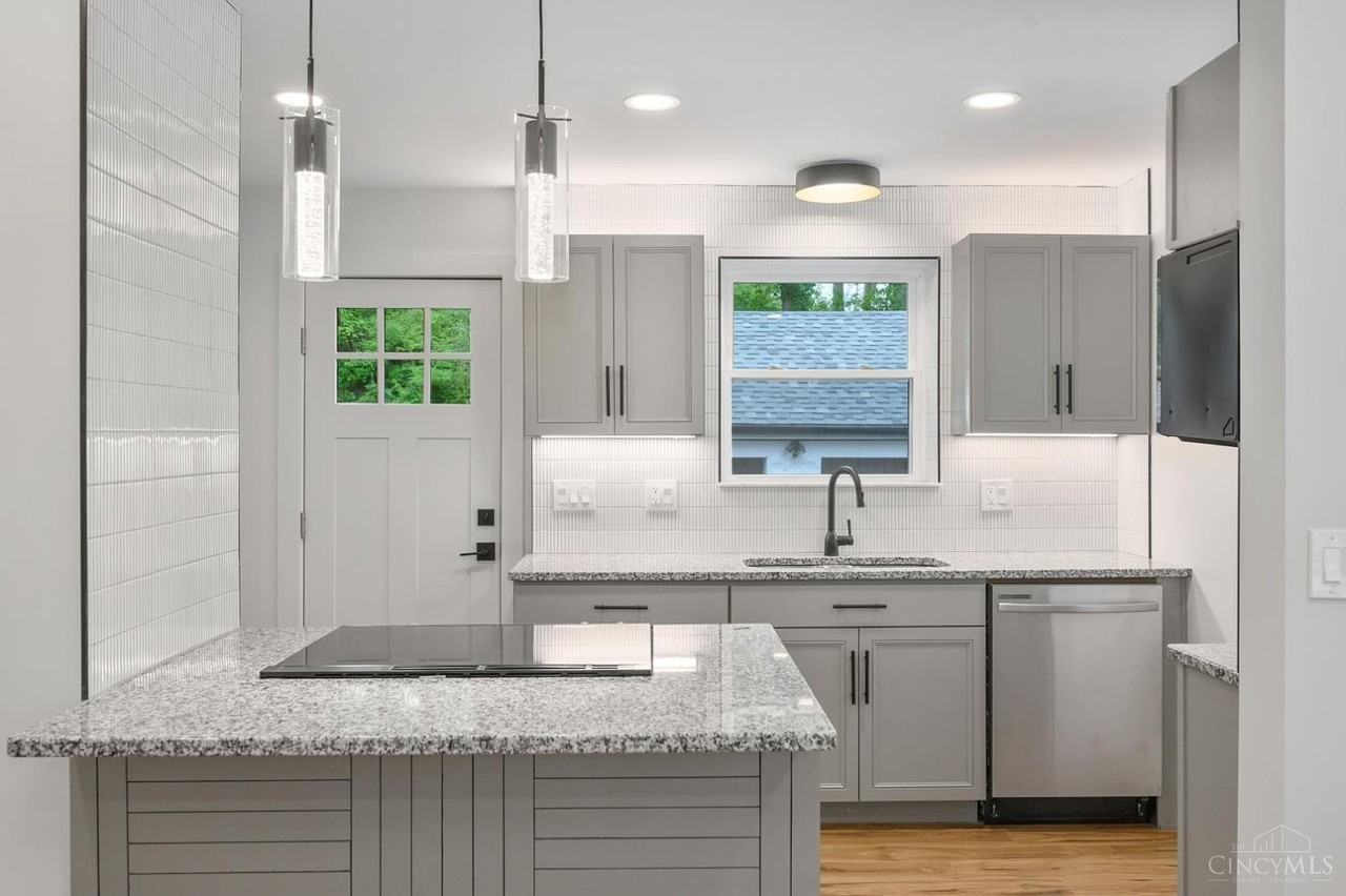 3622 Brotherton Rd #1 - Photo 5 of 14