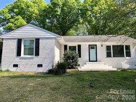 4925 Vincent Ln - Photo 1 of 1
