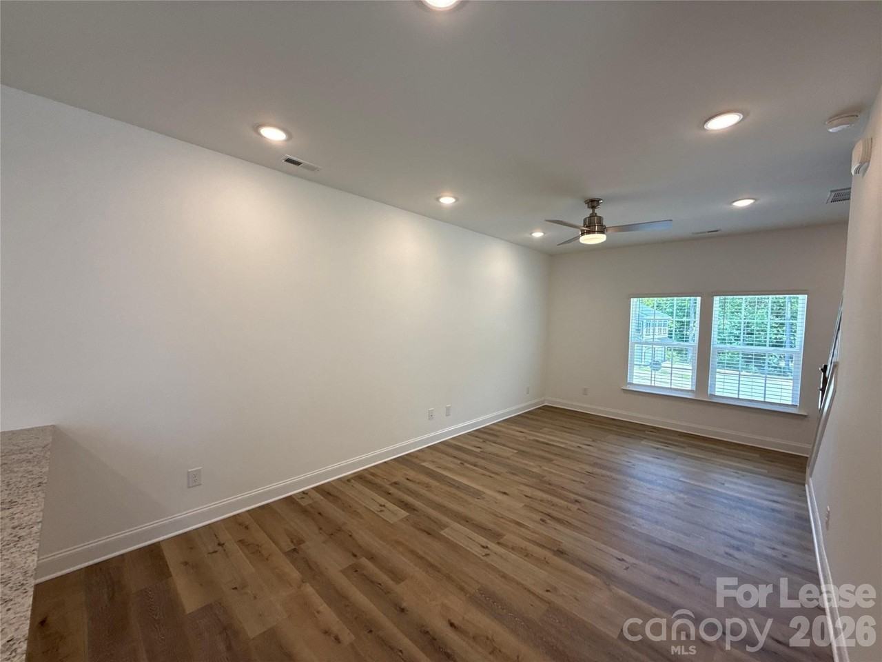 3220 Butler Hill Dr - Photo 2 of 11