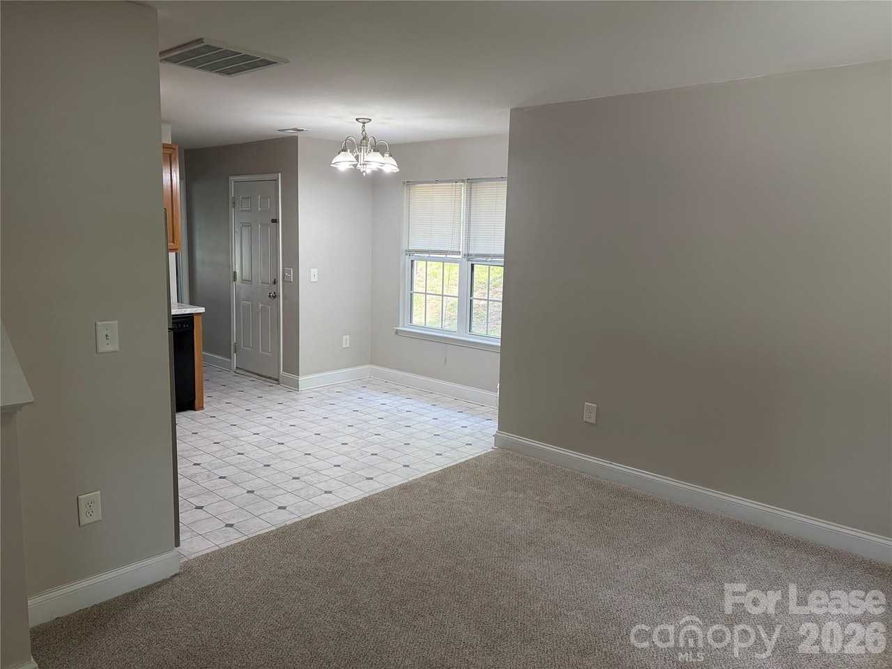 1925 Crestmont Ave - Photo 2 of 9