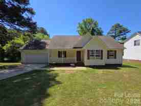 1225 Beard St - Photo 1 of 1