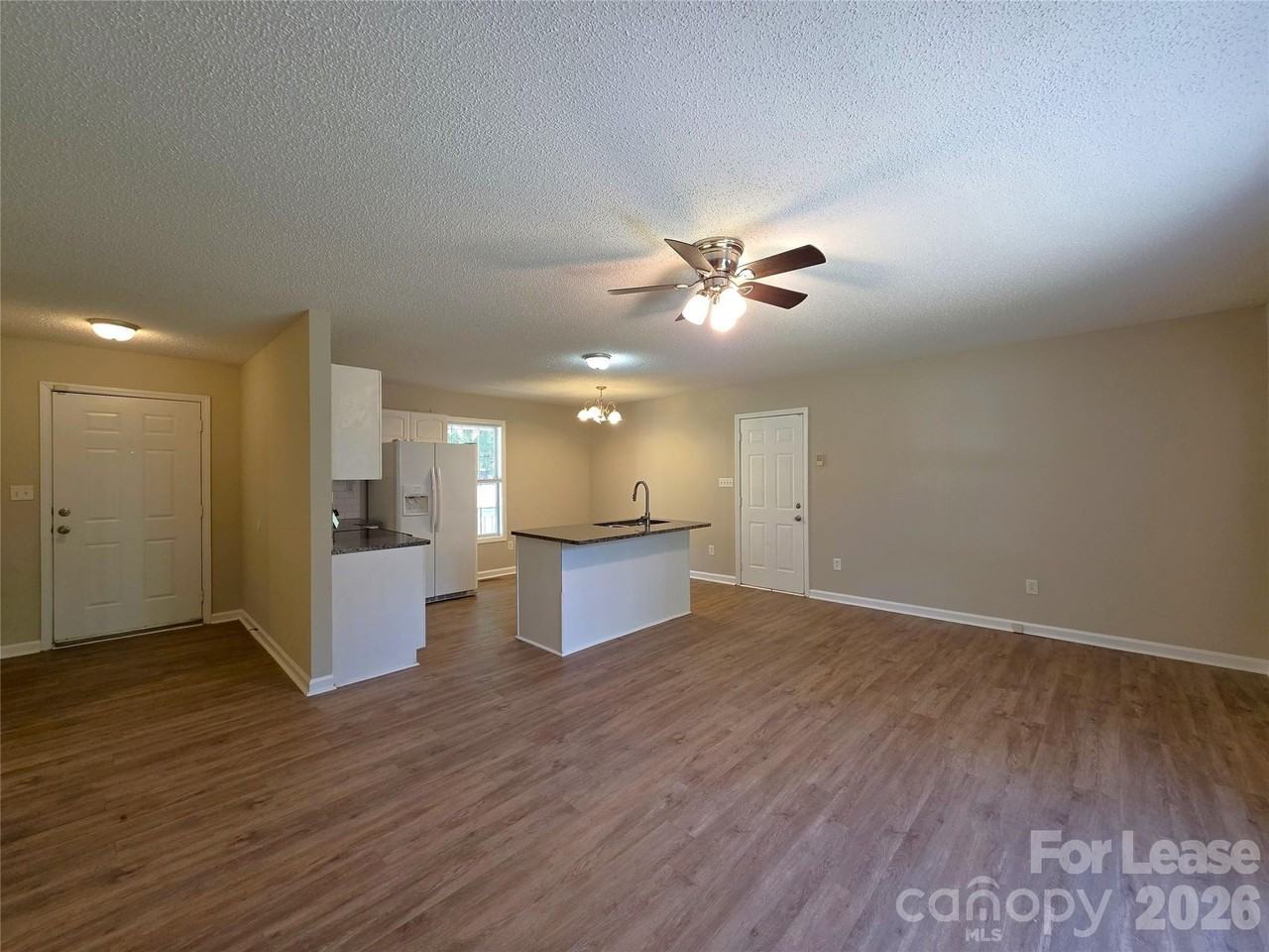 1225 Beard St - Photo 2 of 17