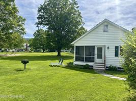 featured image of 12 Seneca Dr