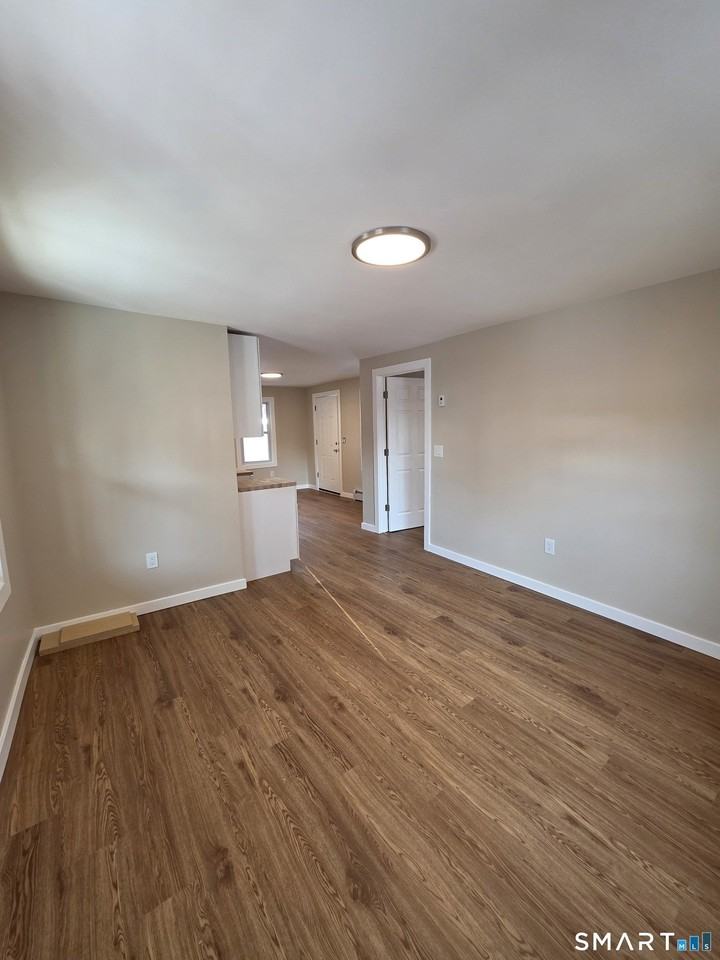 14 Smith St #1 - Photo 2 of 8