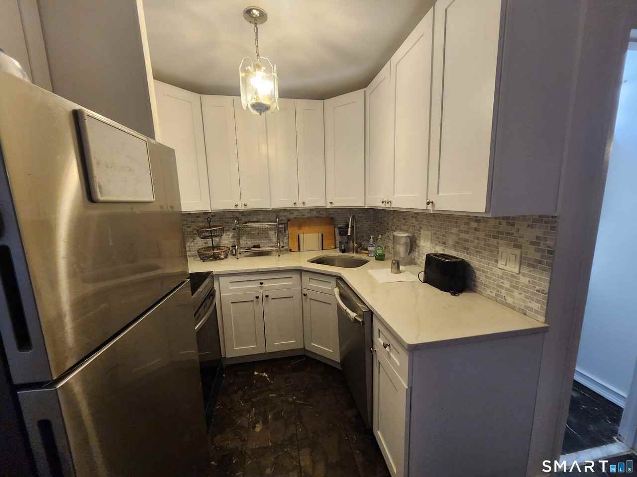 4 Union Ave #8 - Photo 3 of 15