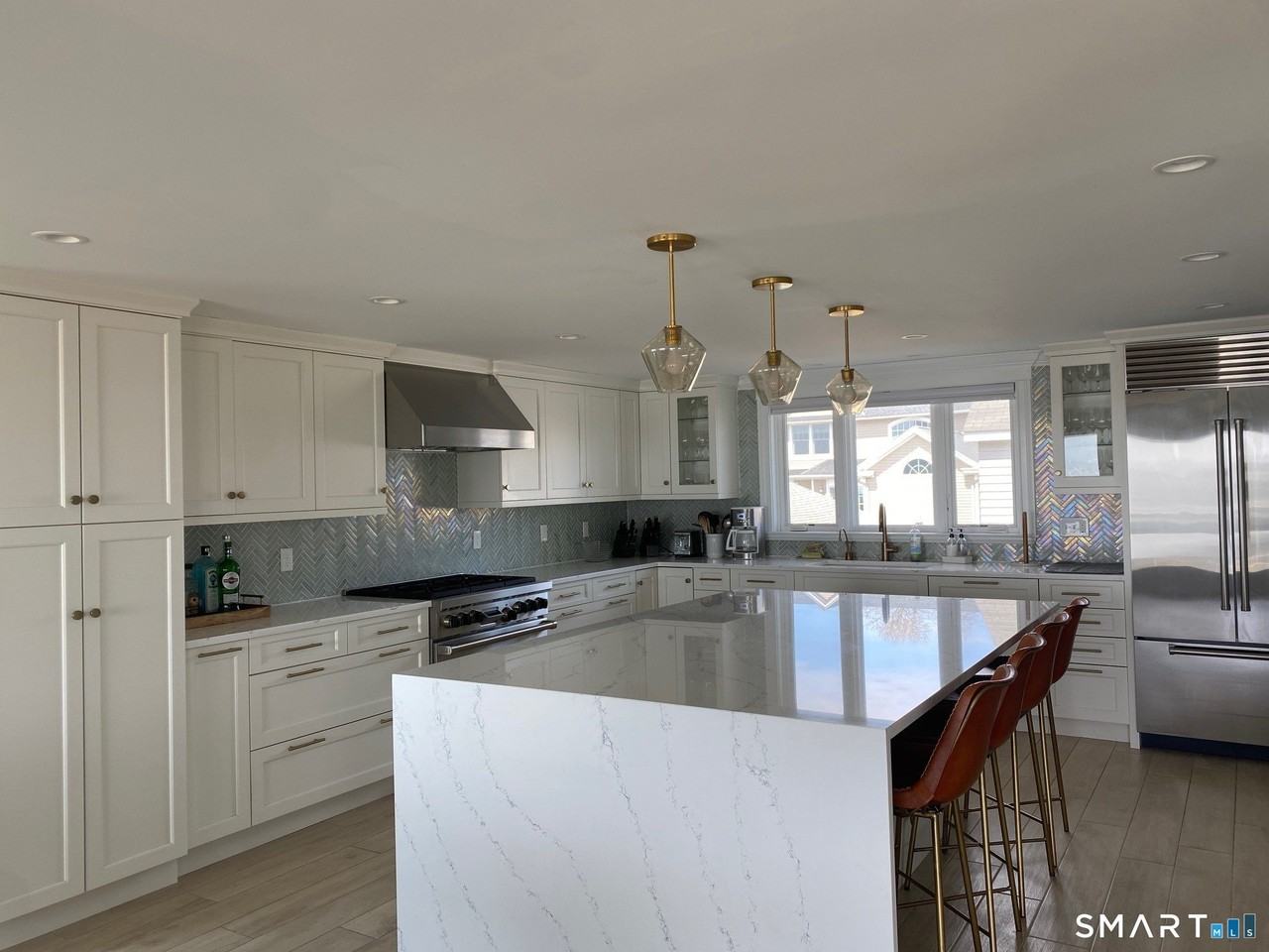 15 Parker Ln - Photo 4 of 19