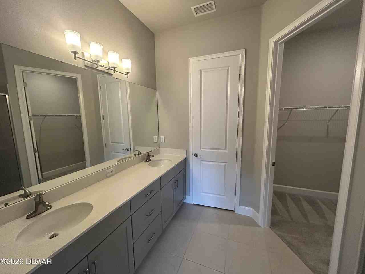 138 Longridge Ln - Photo 6 of 12