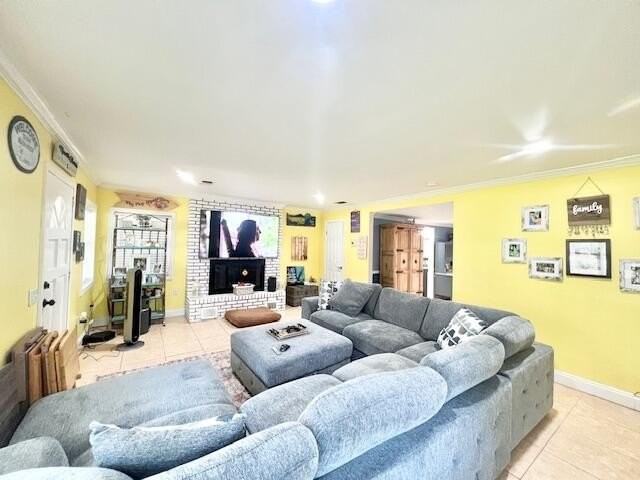 702 29th St - Photo 5 of 16
