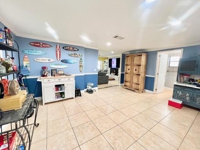 702 29th St - Photo 6 of 16
