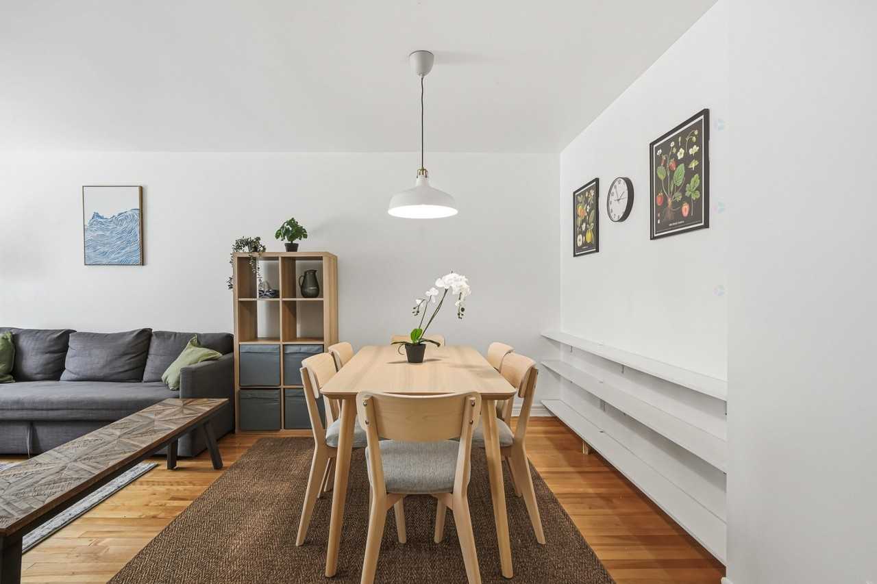 4463 Av De L'Hôtel-De-Ville - Photo 4 of 21