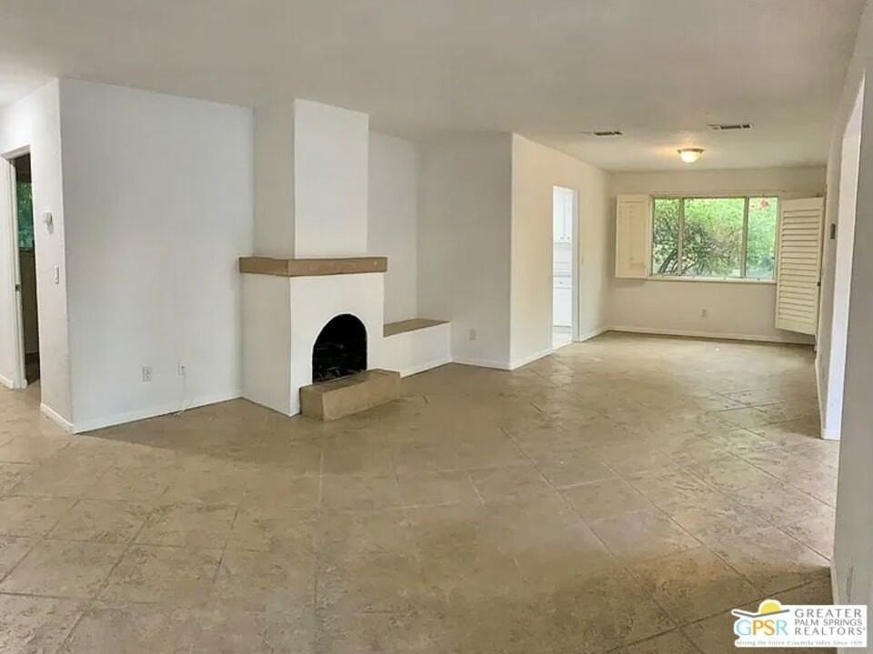 123 W San Carlos Rd - Photo 5 of 31