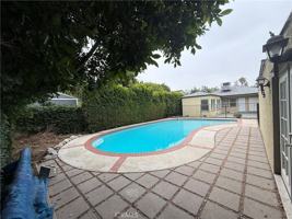 featured image of 527 S Orchard Dr