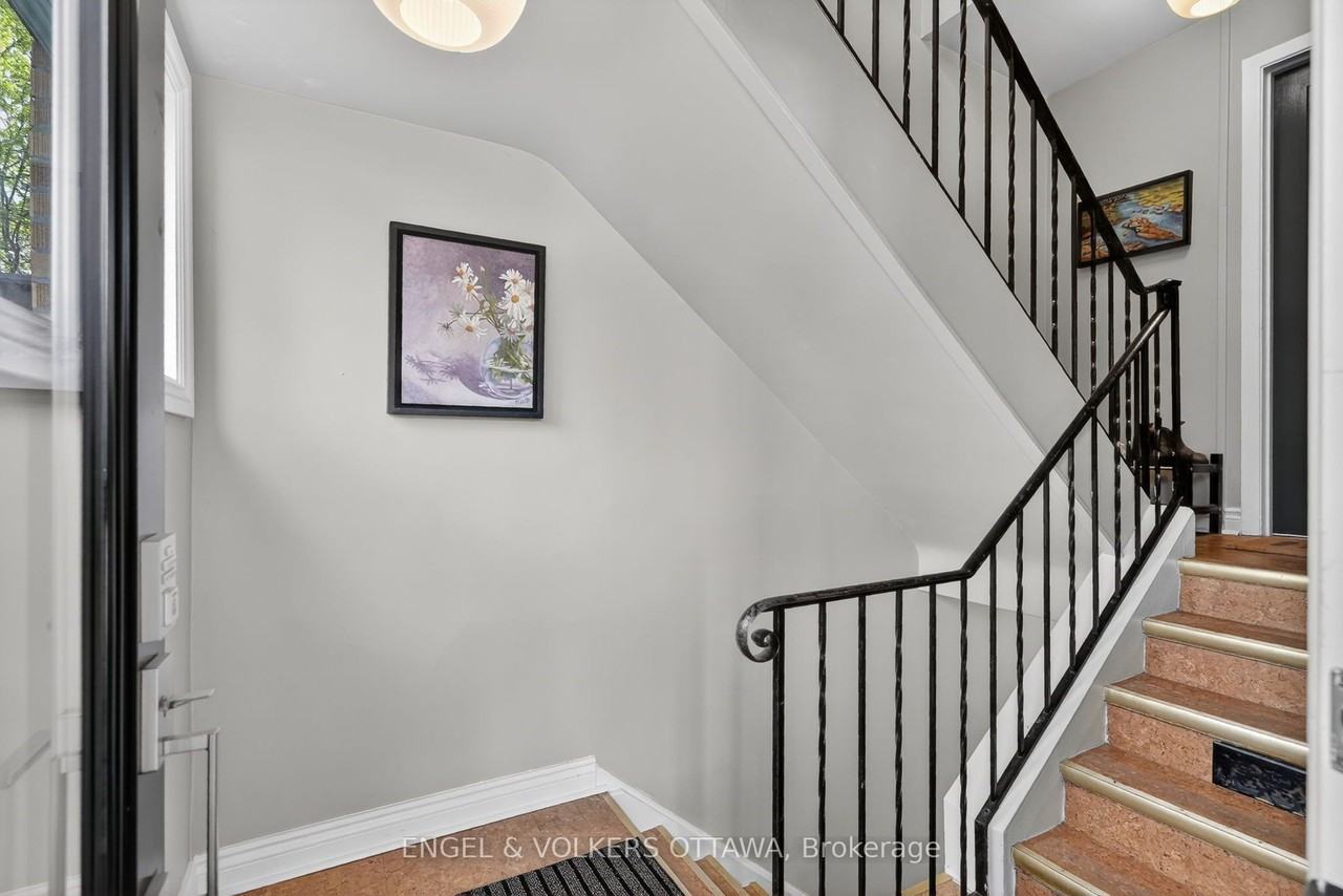 541 Evered Avenue 3 - Photo 3 of 23