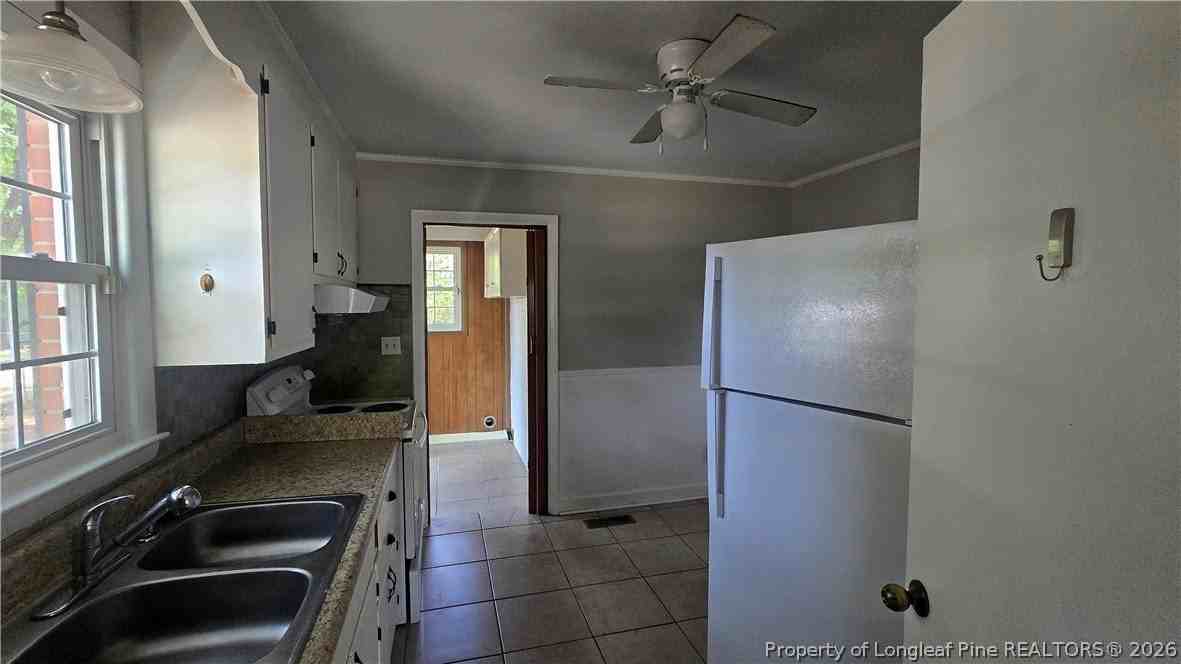 3526 Furman Dr - Photo 6 of 16