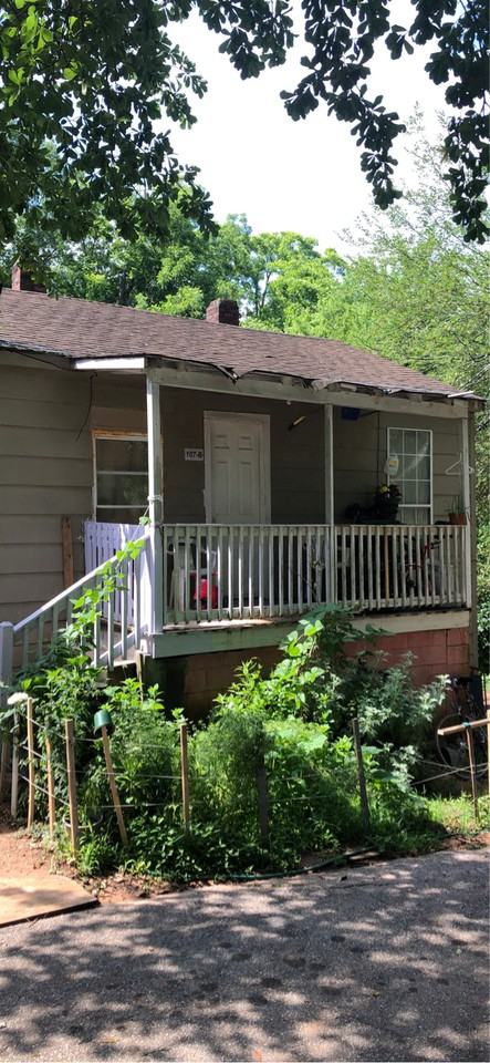 105 Zion St #C - Photo 4 of 11
