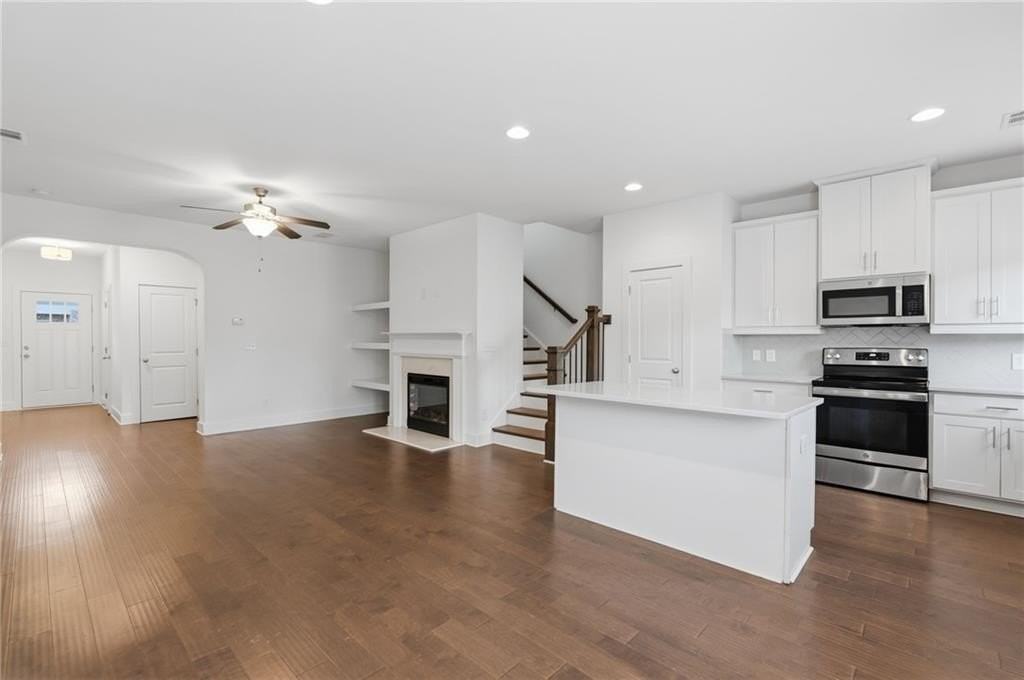 6405 Shalks Crossing Dr - Photo 5 of 25
