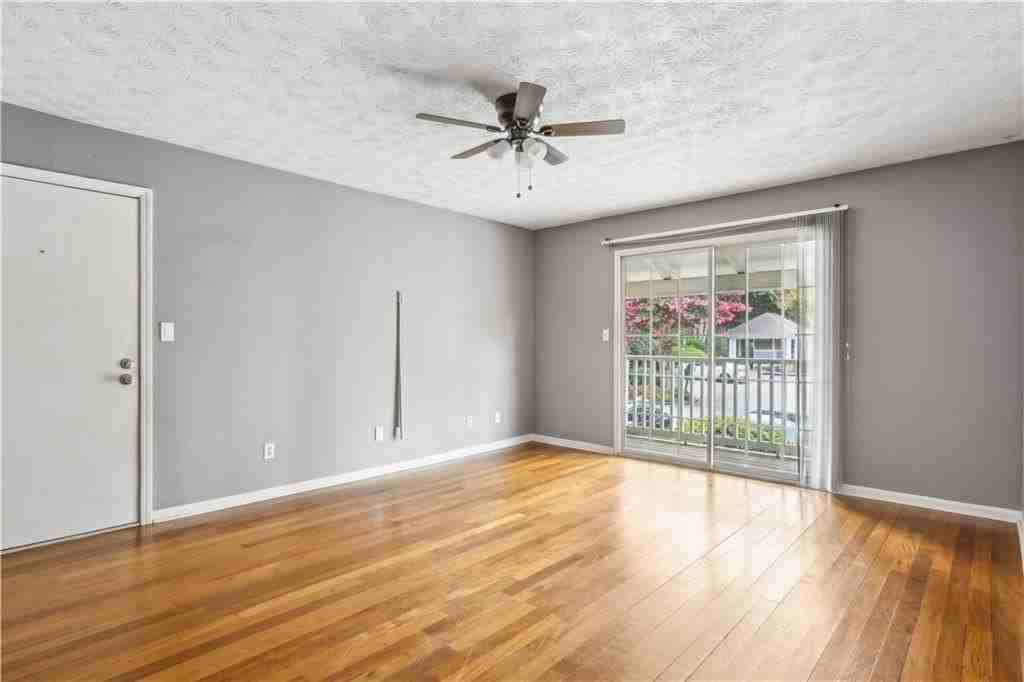 3155 Seven Pines Ct #303 - Photo 5 of 25