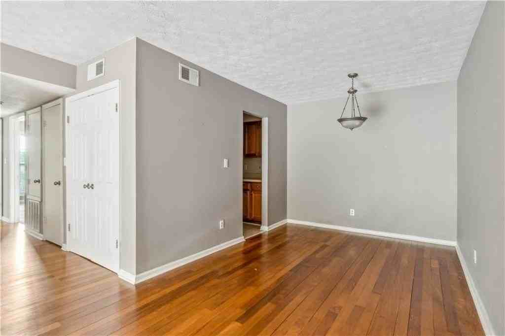 3155 Seven Pines Ct #303 - Photo 7 of 25