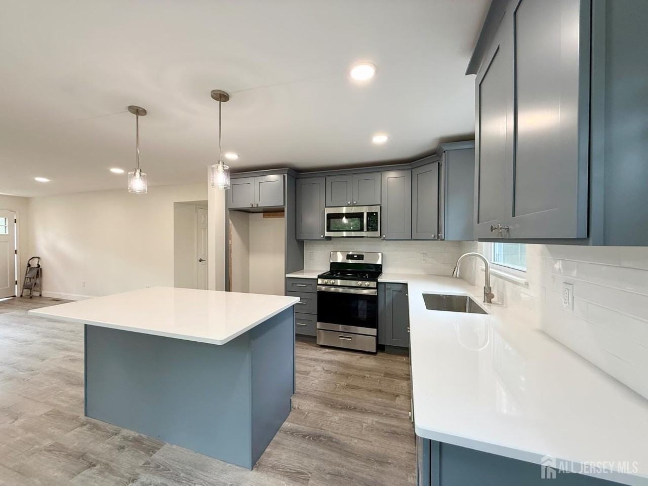 124 Half Acre Rd - Photo 2 of 14