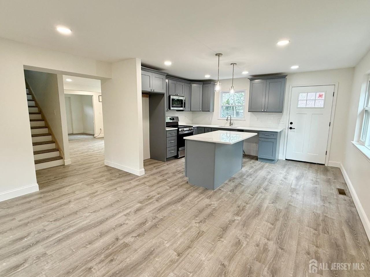 124 Half Acre Rd - Photo 4 of 14