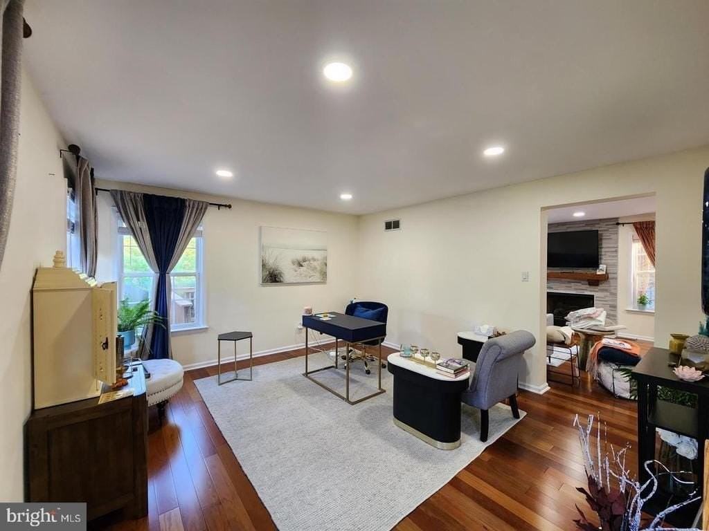 498 Palmer Farm Dr - Photo 3 of 19