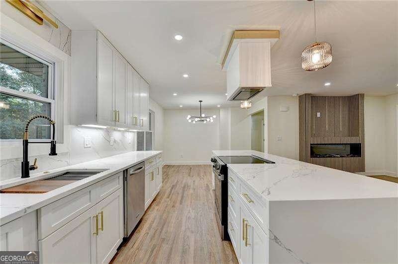 2181 Juanita St - Photo 2 of 26