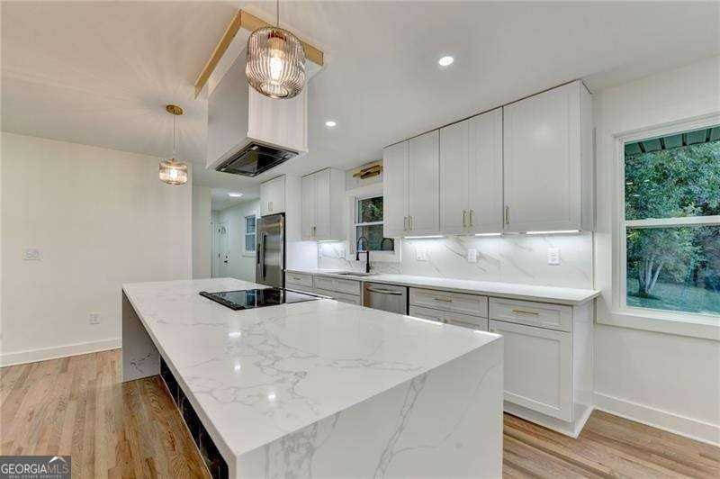 2181 Juanita St - Photo 6 of 26