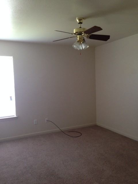 1501 Nicholas Cir #B - Photo 6 of 9