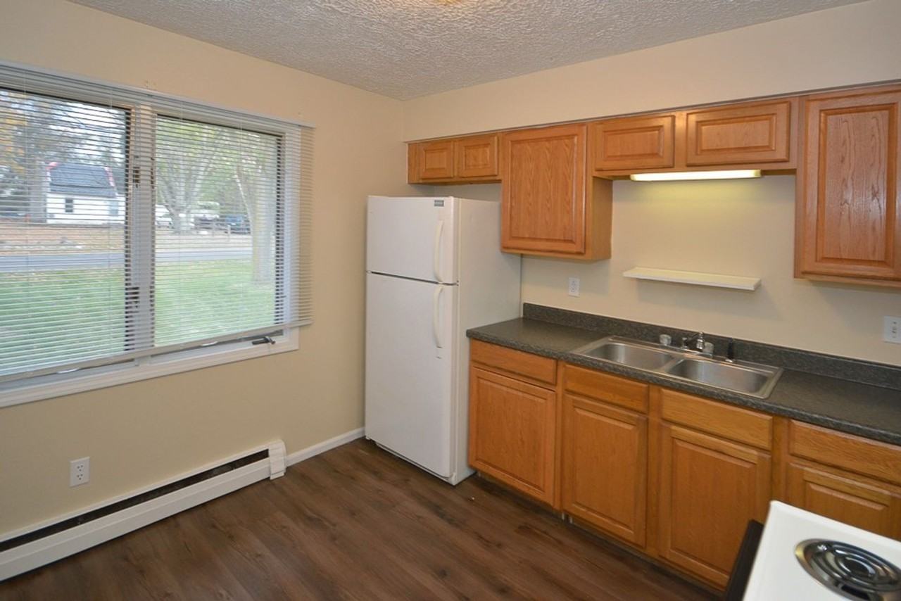 1313 Huntington Ave #2 - Photo 4 of 17