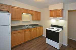 featured image of 1313 Huntington Ave #2